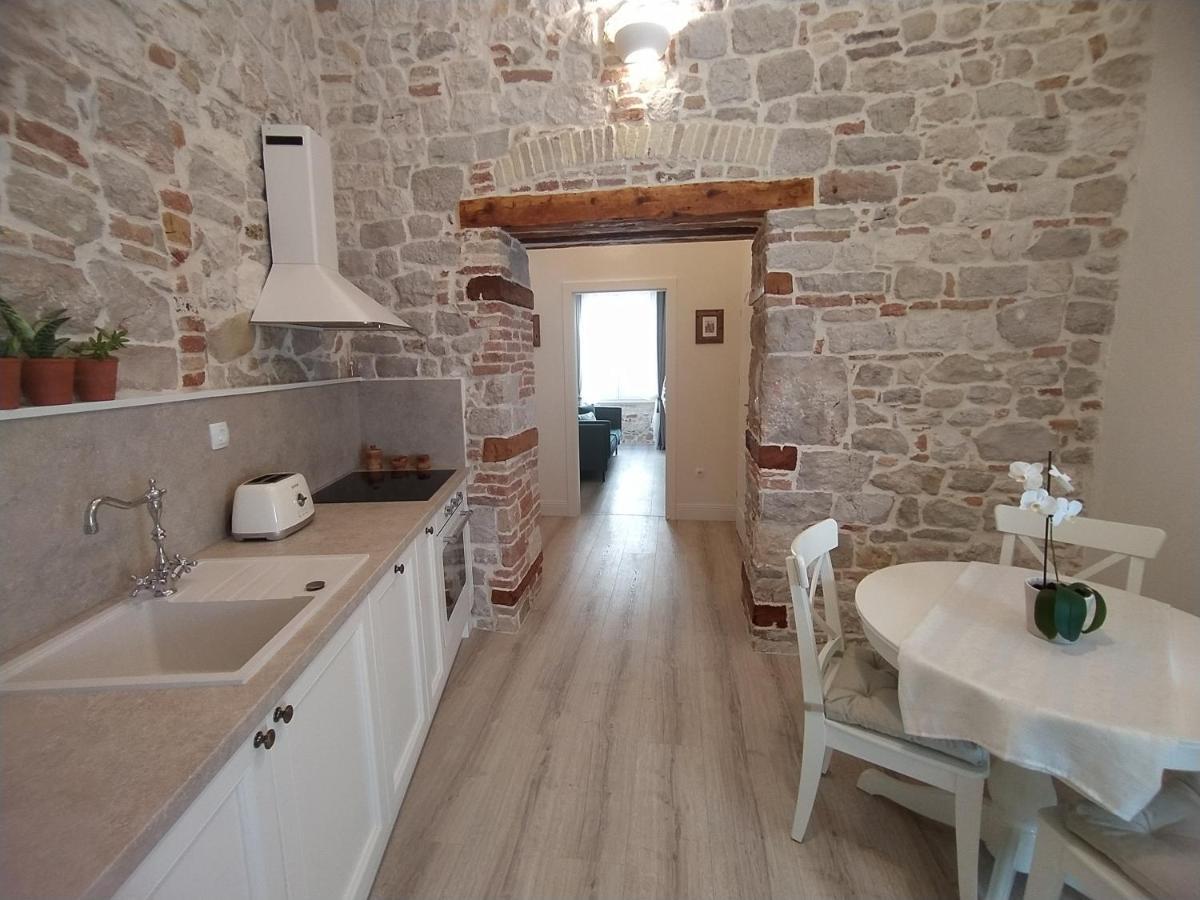 Apartment Antique Zadar - City Center Eksteriør bilde