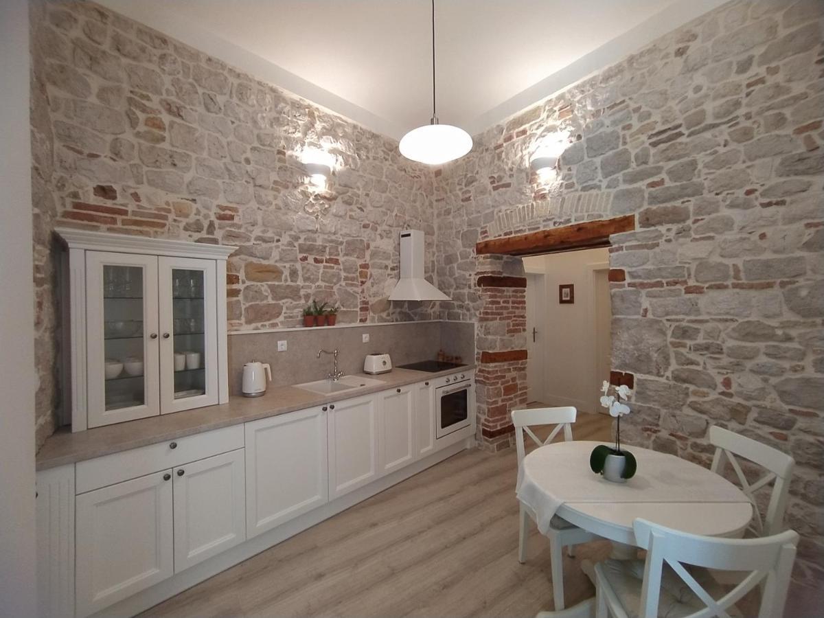 Apartment Antique Zadar - City Center Eksteriør bilde